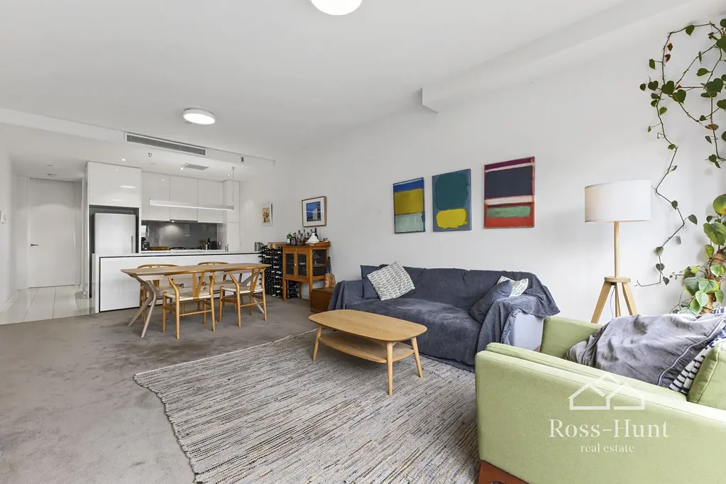 Surrey Hills 2房  Modern Elegance in the Heart of Union Road Village