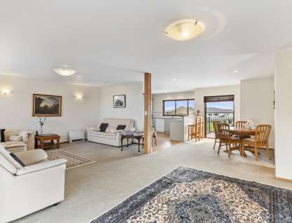 3/2 Colonial Road, Birkenhead, North Shore City, Auckland, 4 Bedrooms, 3 Bathrooms, Townhouse