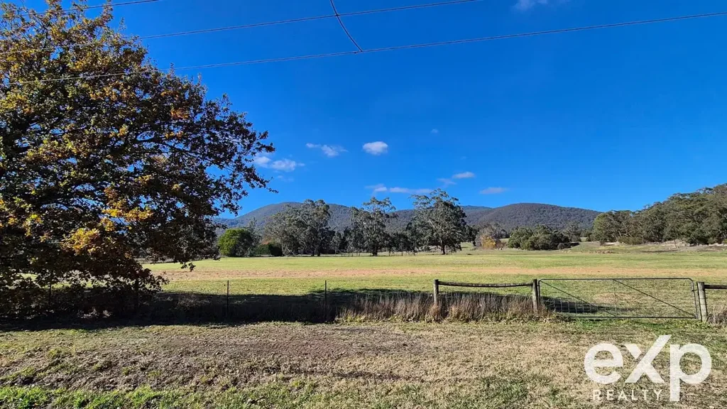 100 Wares Road, Wesburn, VIC 3799