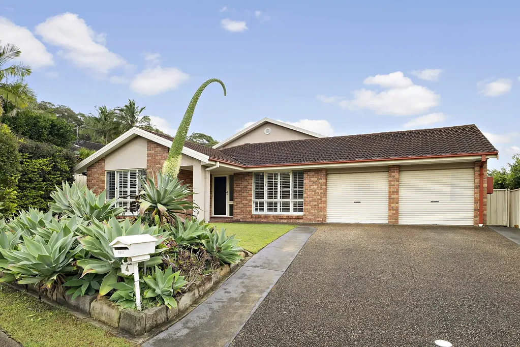 Spacious Family Living in a Peaceful Tingira Heights Cul-de-Sac with Pool