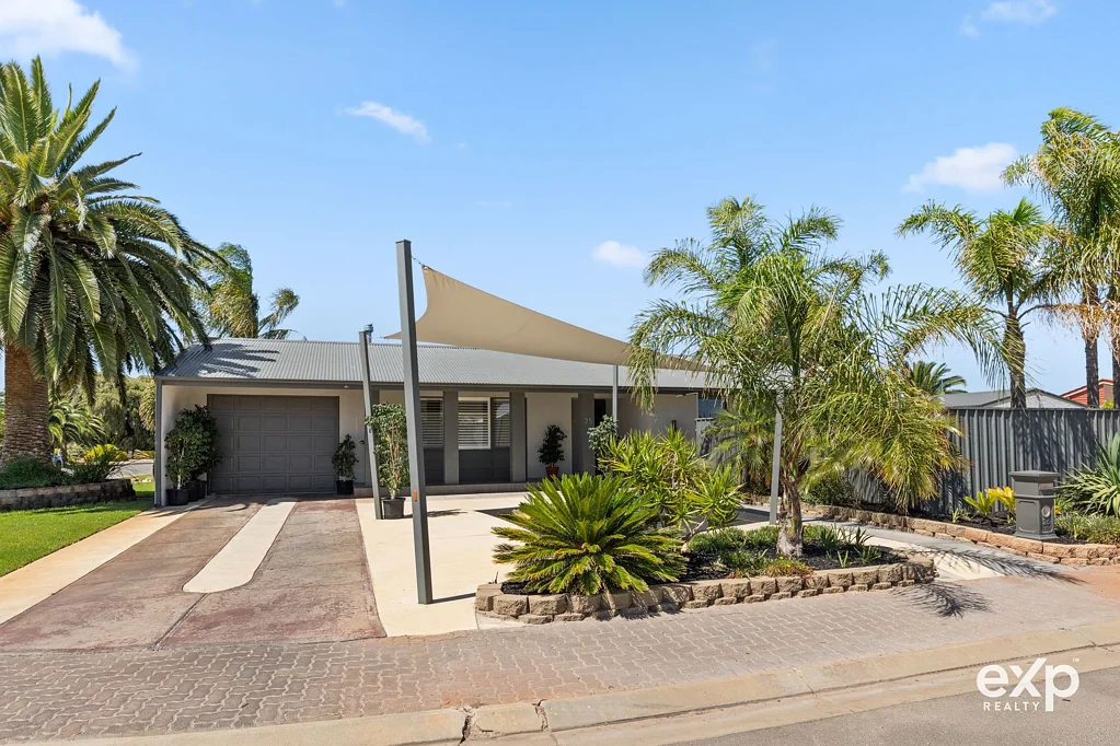 25 Kestel Crescent, North Haven, SA 5018