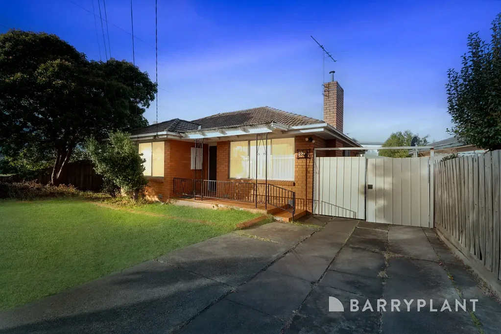 St Albans 3 Bedroom Immaculate Home in Prime Location Between St Albans and Ginifer Stations