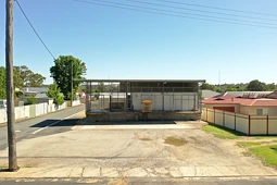 5 Demondrille Street, Young