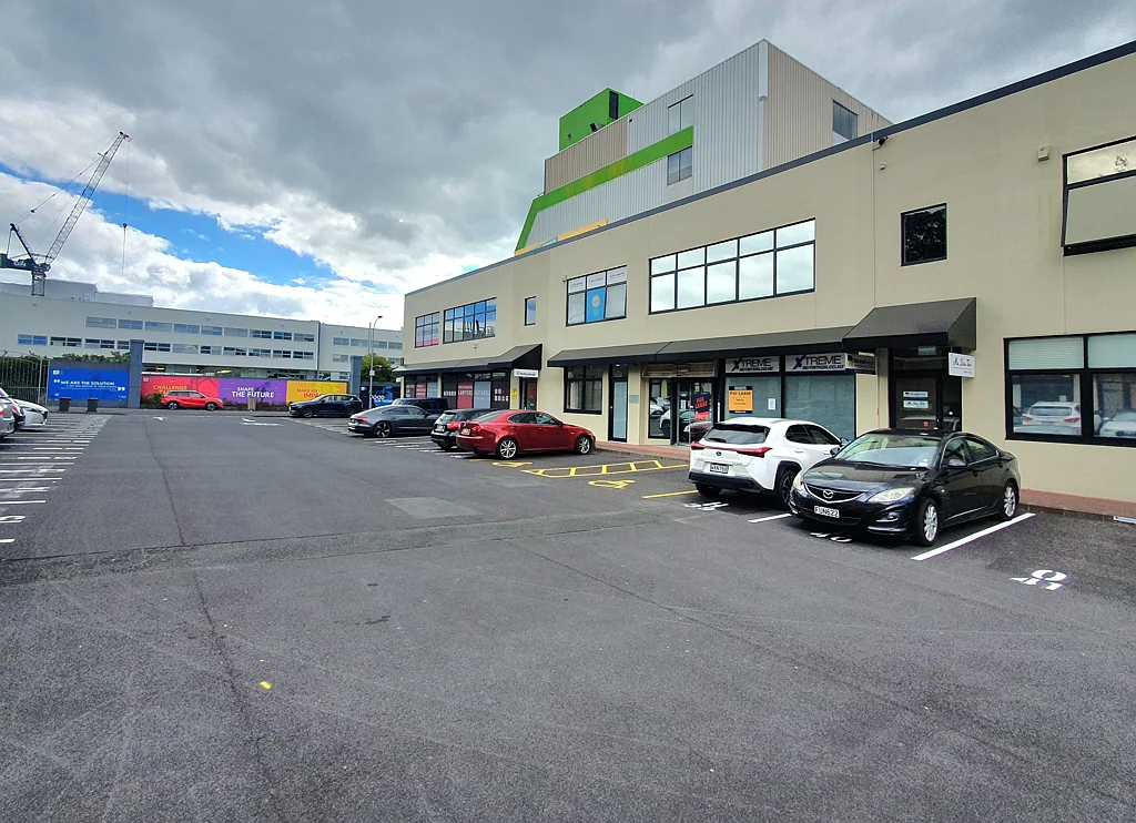 Newmarket Motivated Landlord – Bring an Offer!