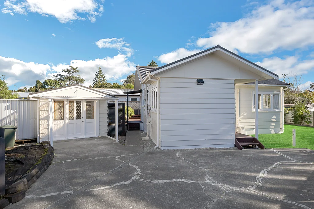 Glen Eden 2房  Your Perfect Retreat Awaits!!