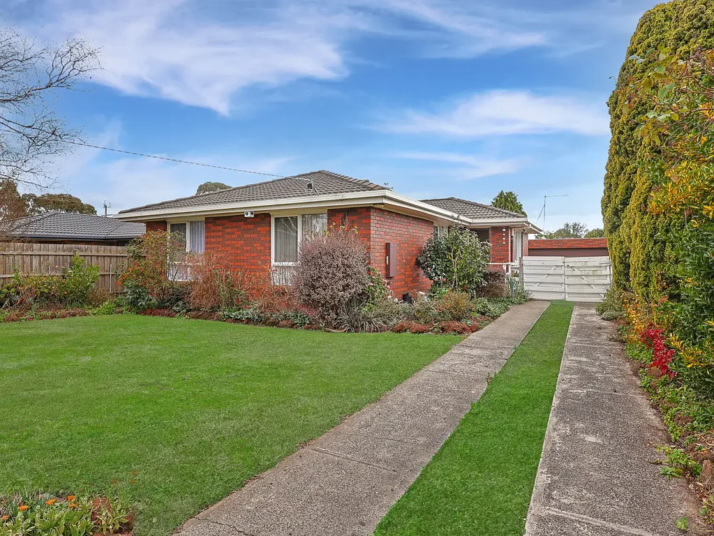 Yarragon 3 Bedroom Character & Potential in Prime Location