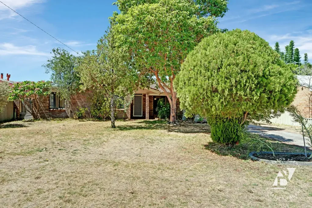 11 Edwards Street, Busselton, WA 6280