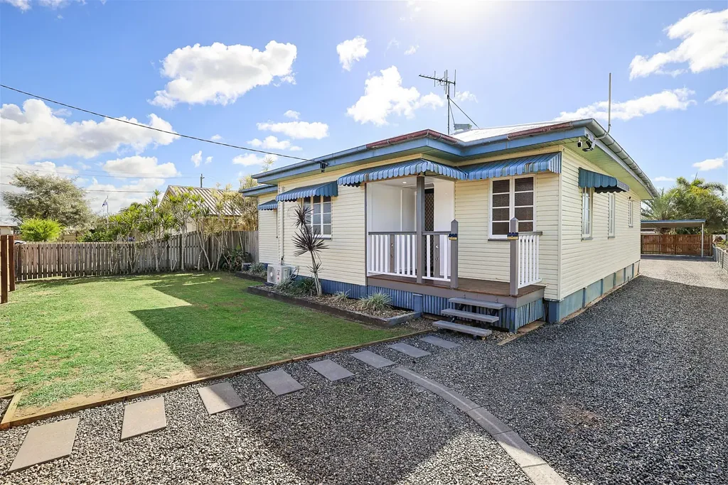 Svensson Heights 4Moenga Charming 4 Bedroom Home Tucked Away in a Convenient Central Pocket