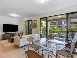 2088/1 The Vistas Drive, Carrara