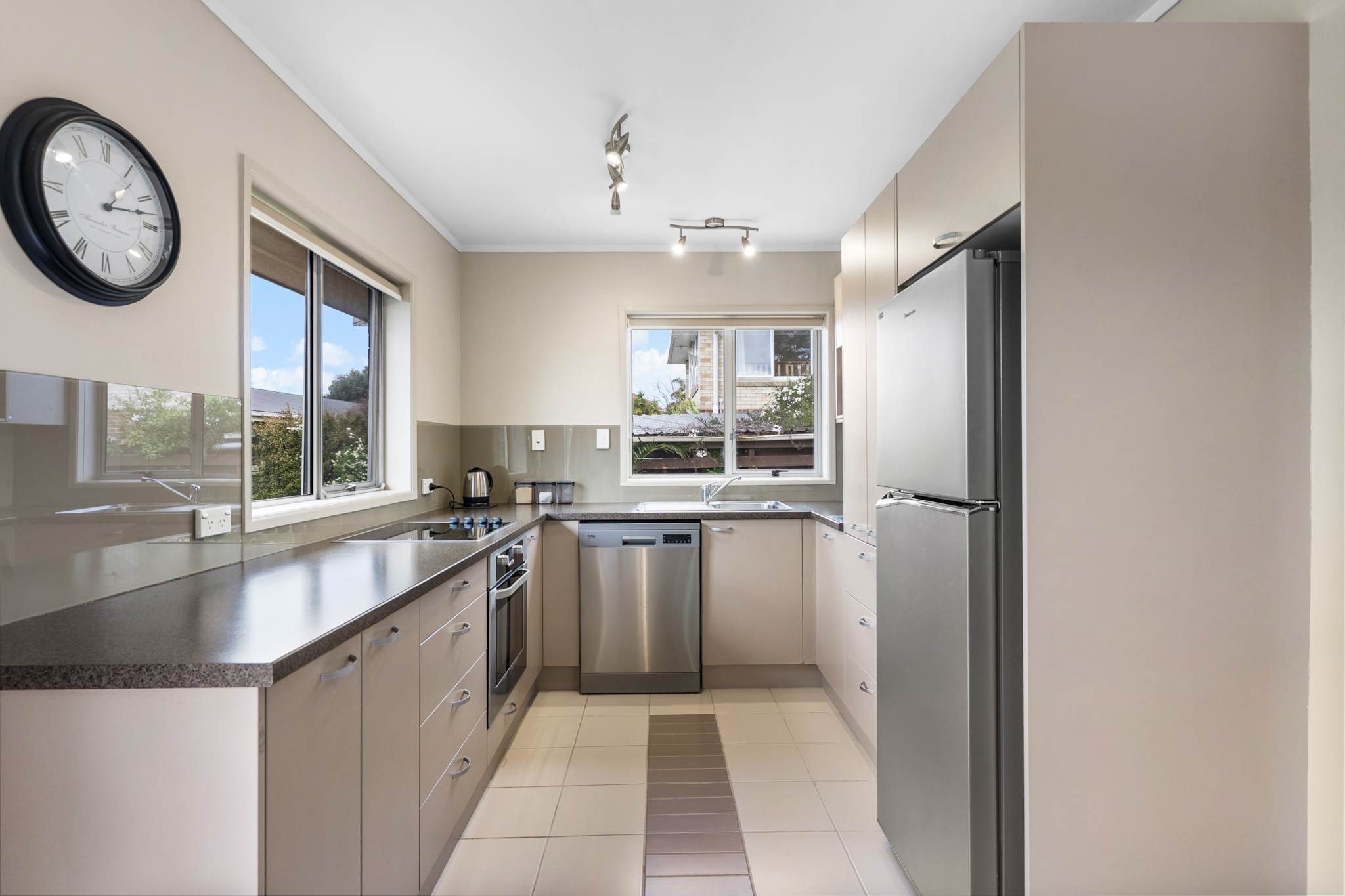 2/42 Eastglen Road, Glen Eden, photo 4