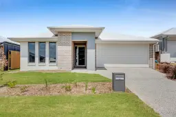 15 Azurite Close, Logan Reserve