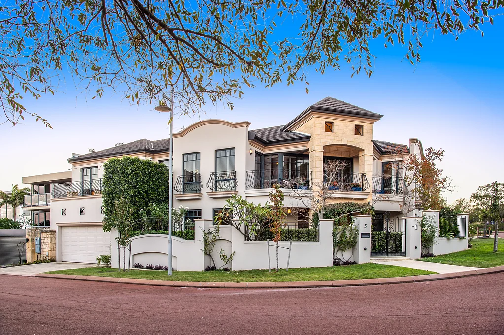 5 Pethybridge Heights, Mosman Park, WA 6012