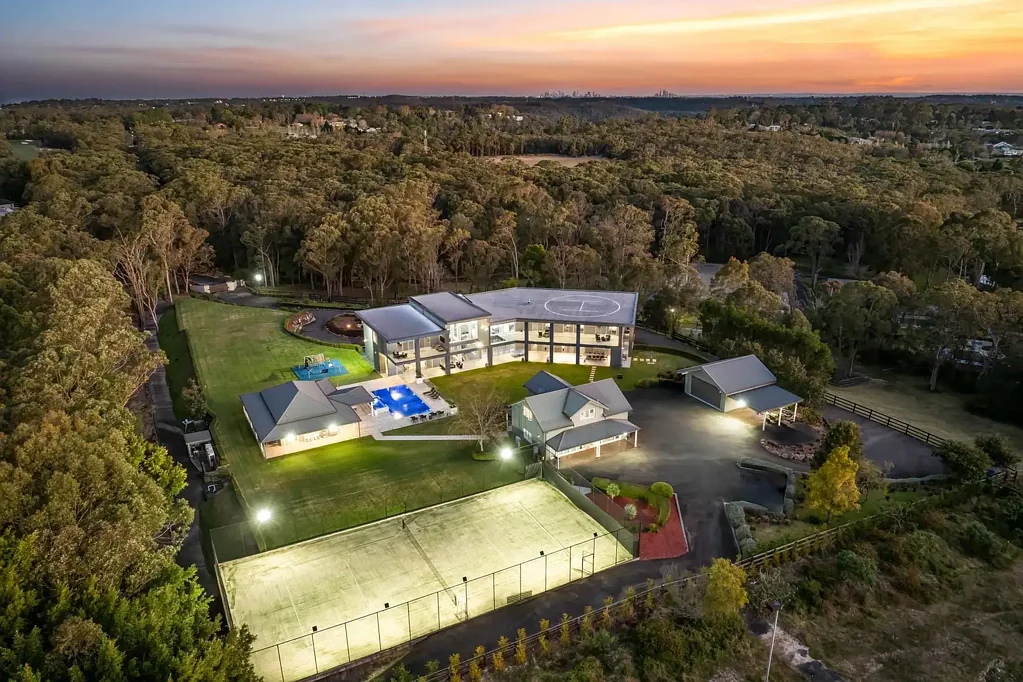 Duffys Forest 9غرفة نوم Motivated Vendor Meets Unrivalled Value: 5.2-Acre Luxury Estate with 20-Car Gallery, Tennis Court & Premium Golf Frontage.