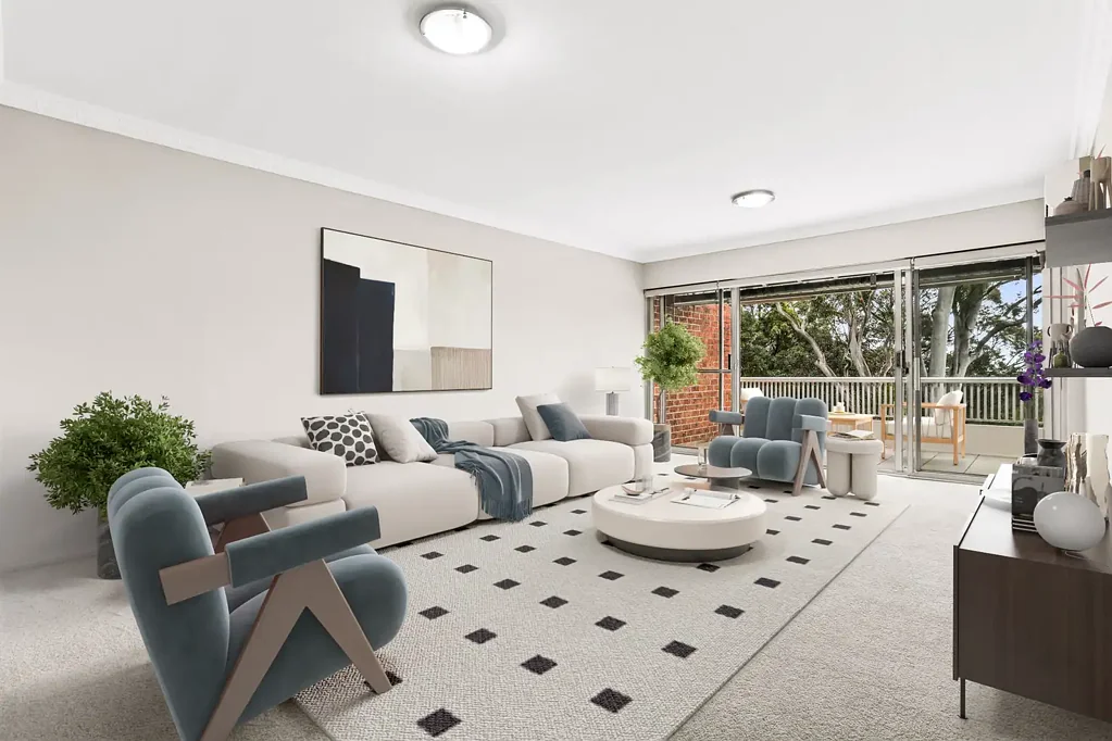 Spacious, quiet 2-bedder.