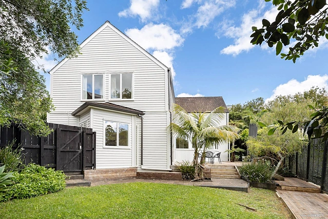 2/28 Dudley Road, Mission Bay, Auckland City