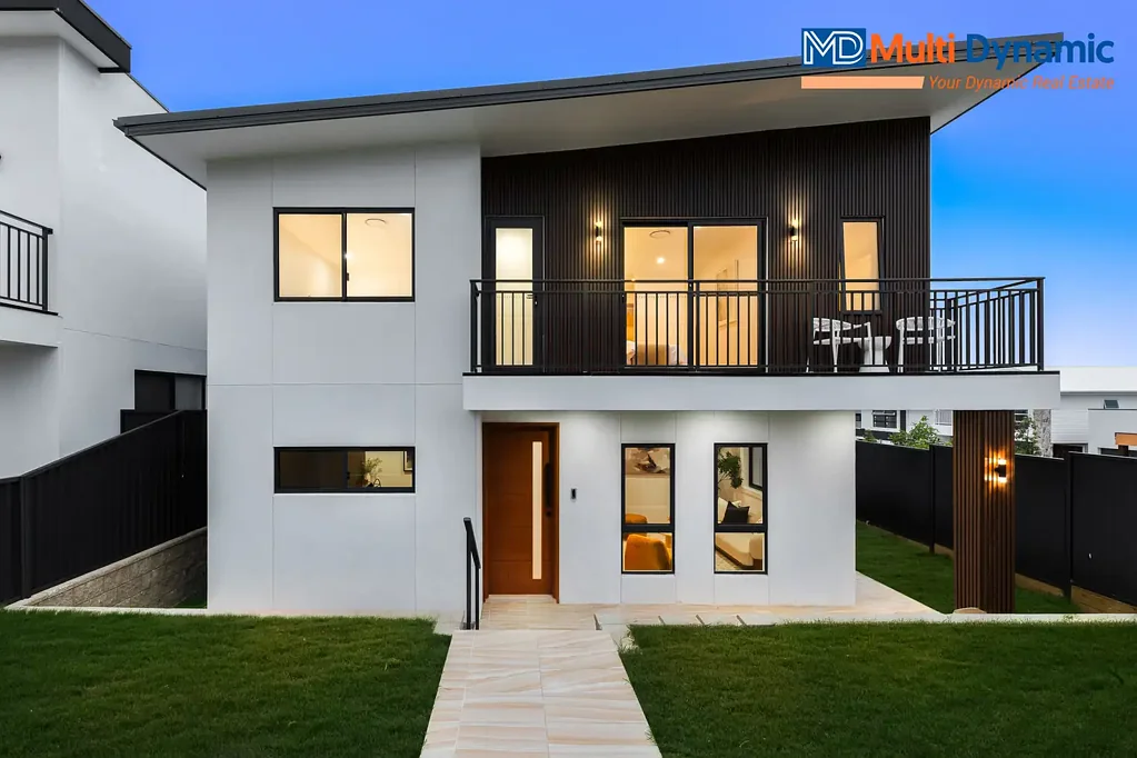 Leppington 5બેડરૂમ Brand-New Architectural Luxury - Contact Agent