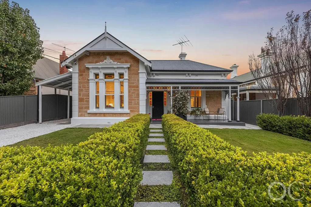 Dulwich 5Moenga Open the Door to a Resplendent Villa with a Rear Revelation