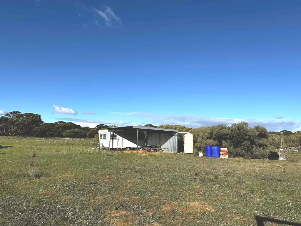 Tailem Bend  Escape the Chaos – 42ha / 100 Acres of Serenity