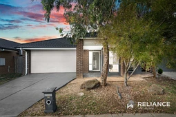 90 Solitude Crescent, Point Cook
