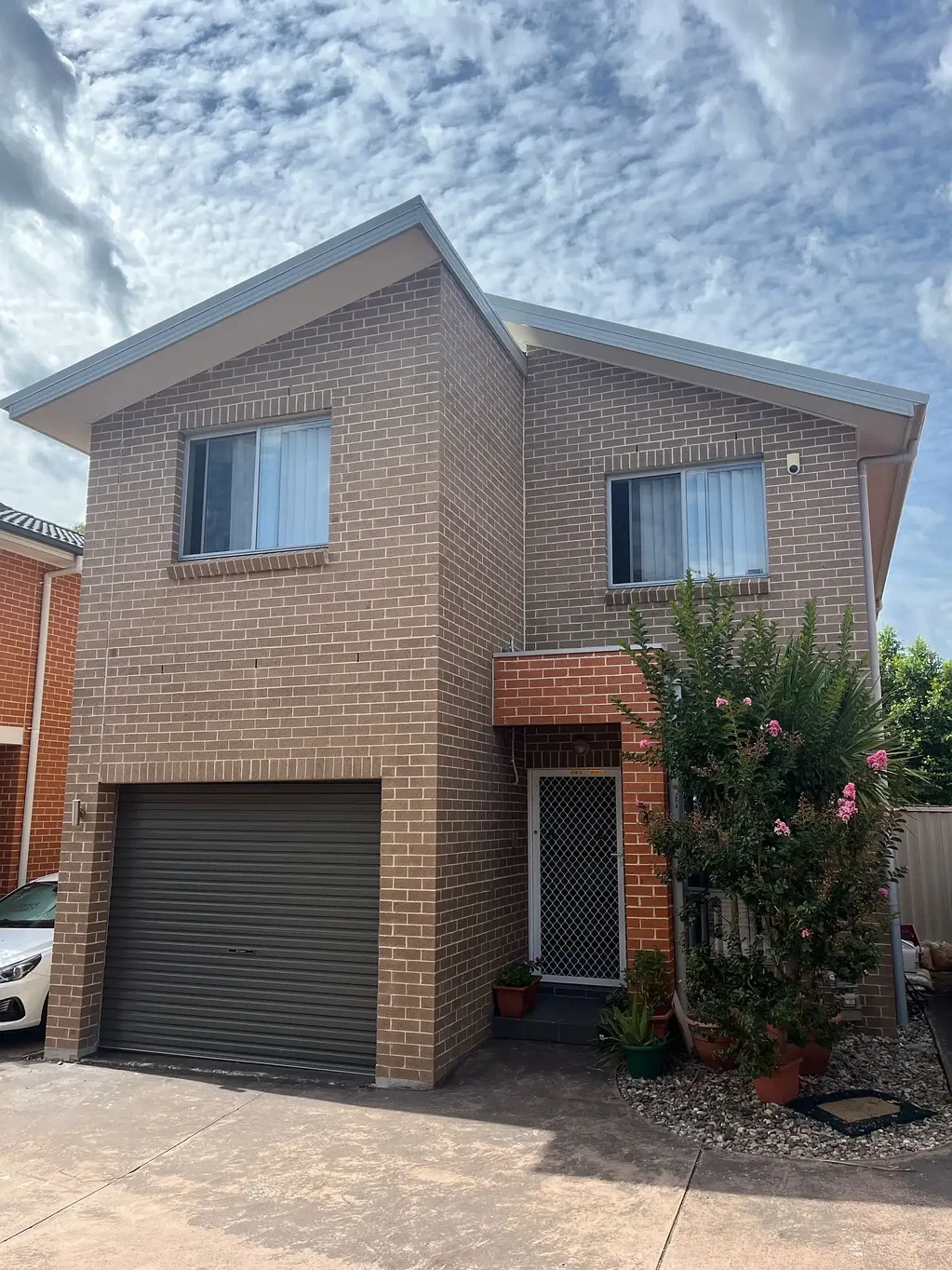 Woodcroft 4 Bedroom FREE STANDING