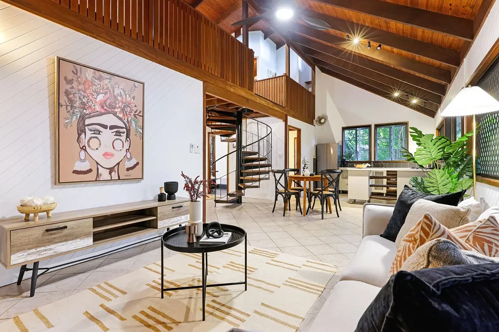 Caravonica 4Moenga RAINFOREST PAVILION | Caravonica
