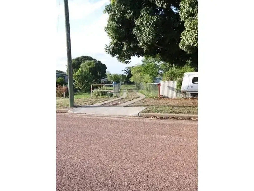 Grand Secret  VACANT LAND - PRIVACY ASSURED