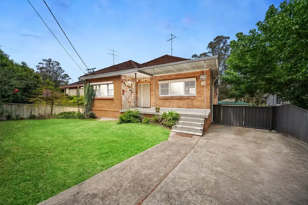 42 Coreen Avenue, Penrith