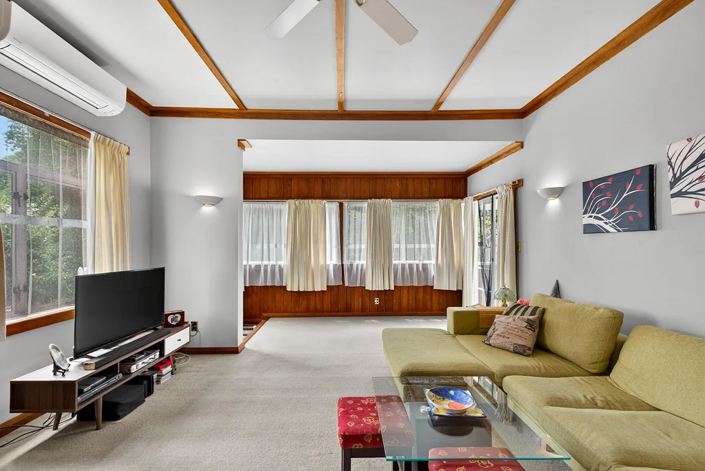 Napier Hill 3Habitaciones Living Options and Location