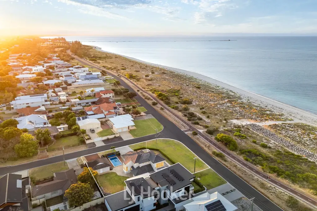 944 Geographe Bay Road, Geographe, WA 6280