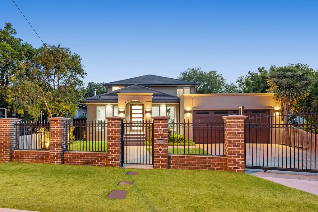 5 Lebanon Street, Strathmore, VIC 3041