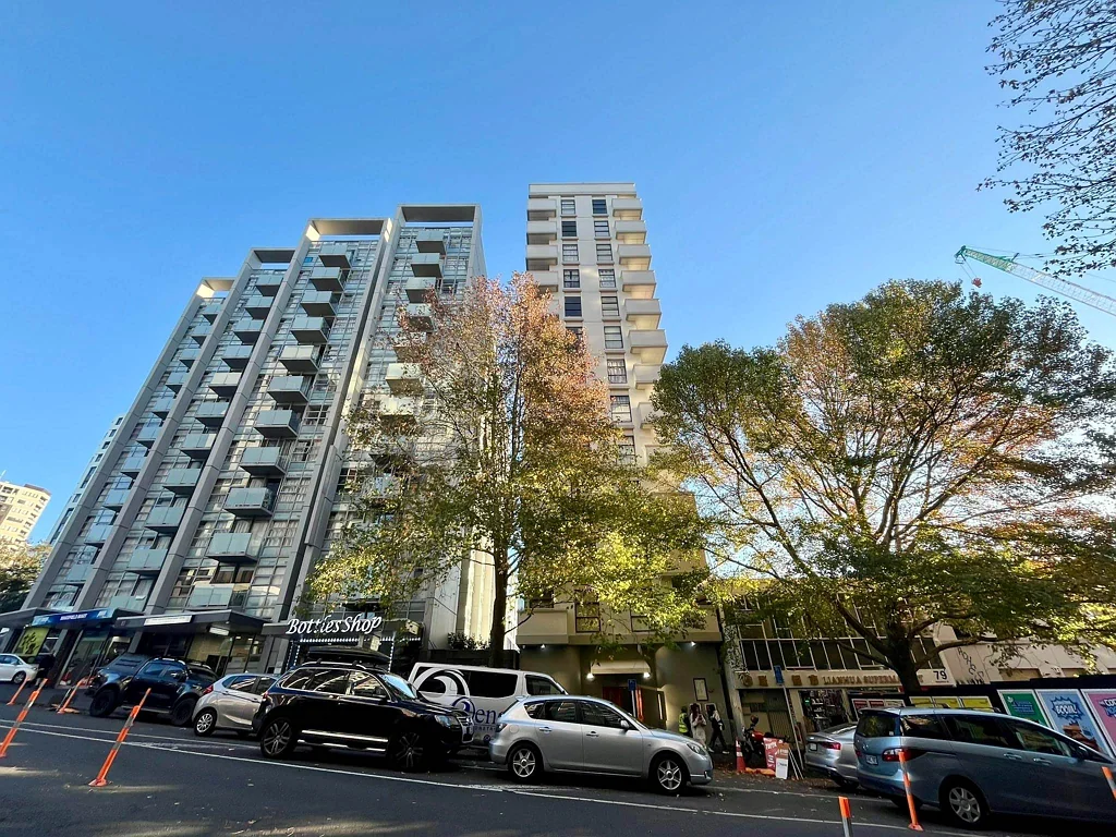 City Living Made Easy – Prime CBD Convenience!