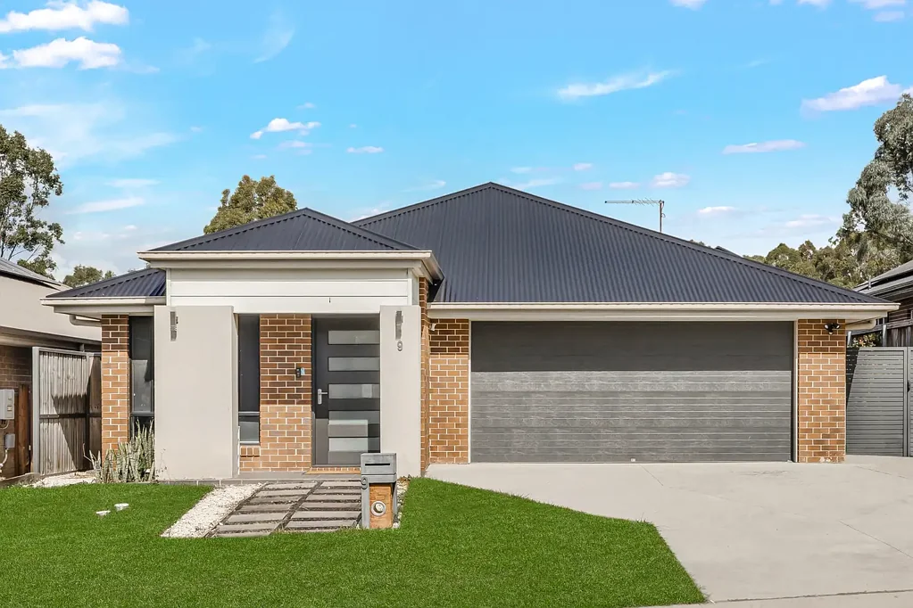 9 Coronato Parade, Colebee, NSW 2761