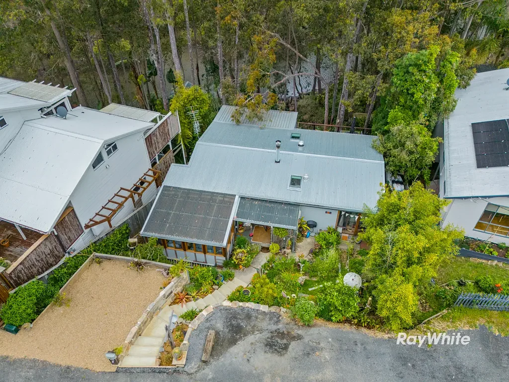 Moruya Heads 3部屋 Love the Tropics? ... Love a Lush Garden? ... An Oasis just minutes from the centre of town...