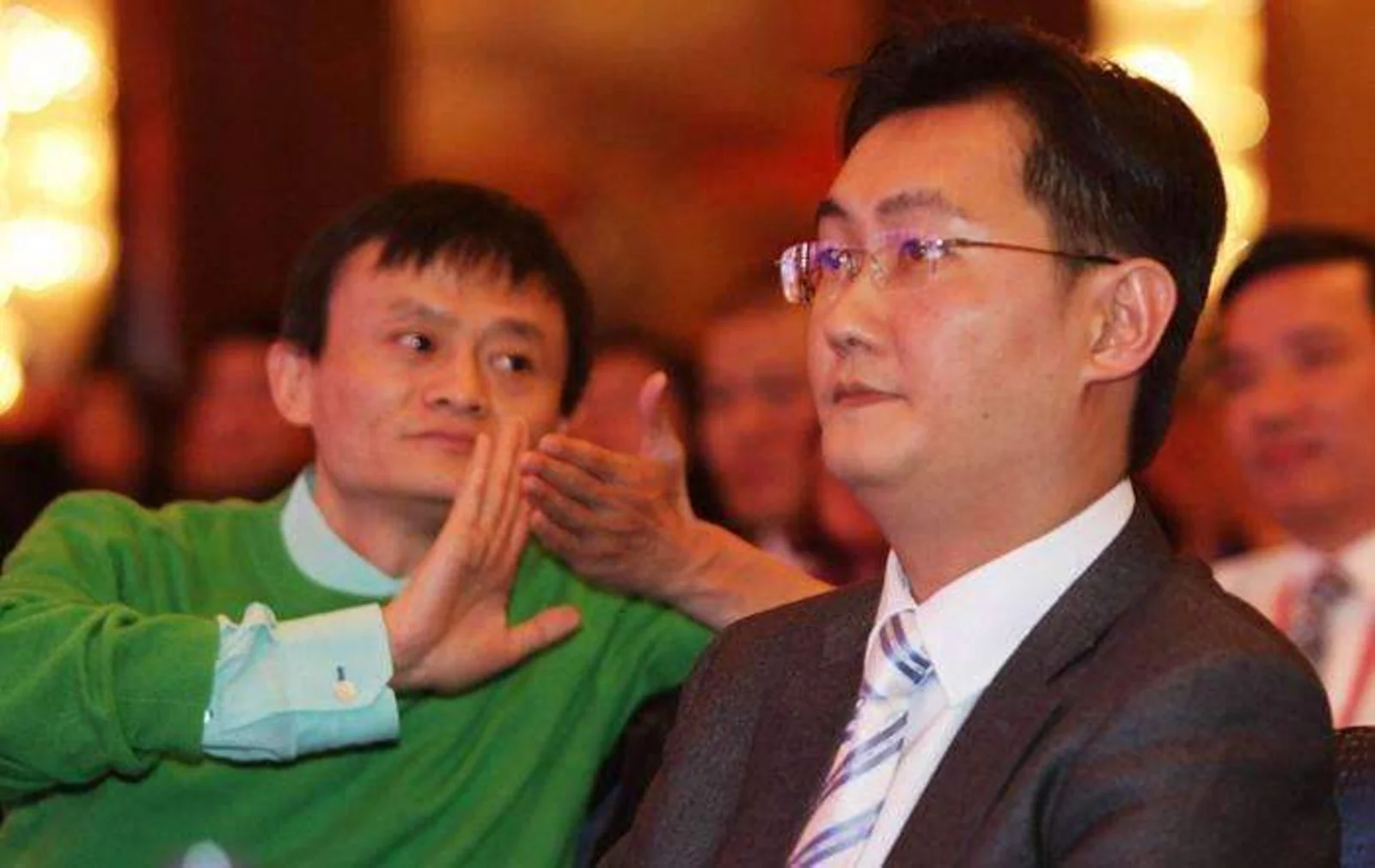 马化腾凌晨4点看产品，马云一年飞行1000小时：成年人的牛逼谈何容易