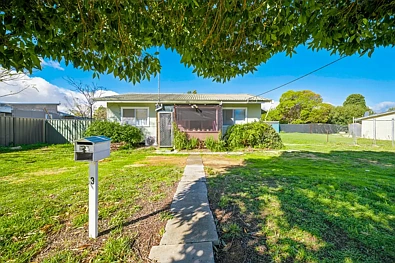 Mandurah 2房  Prime Development Opportunity in Central Mandurah!