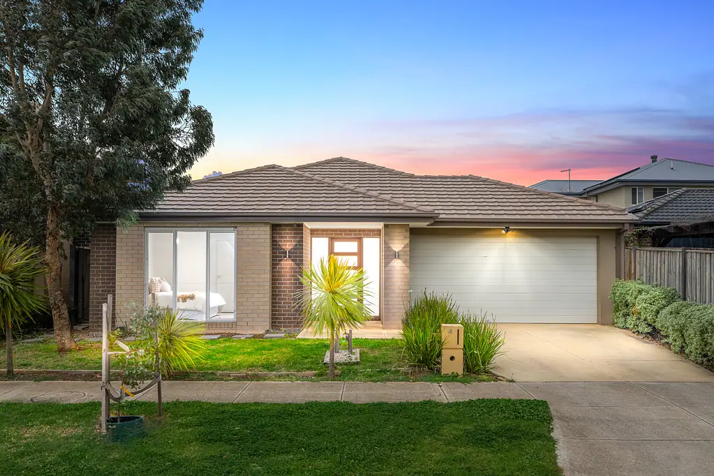 4 Highbury Road, Werribee, VIC 3030