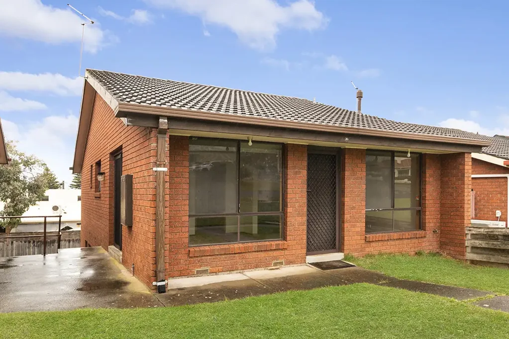 Warrnambool 2कमरा North Central with Bonus Space