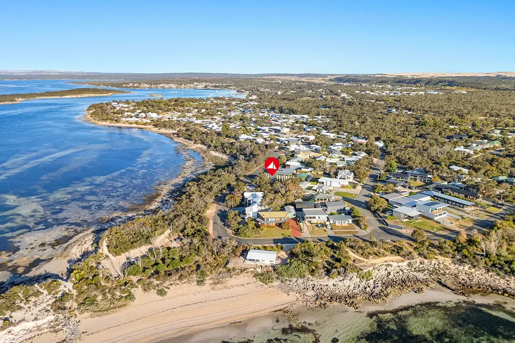 Coffin Bay 4房  Versatile Coastal Retreat on a Generous Esplanade Allotment