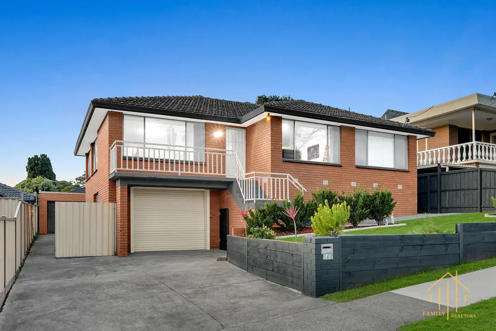 Hallam 4침실 Huge Family Home with Granny Flat & Enormous Development Potential