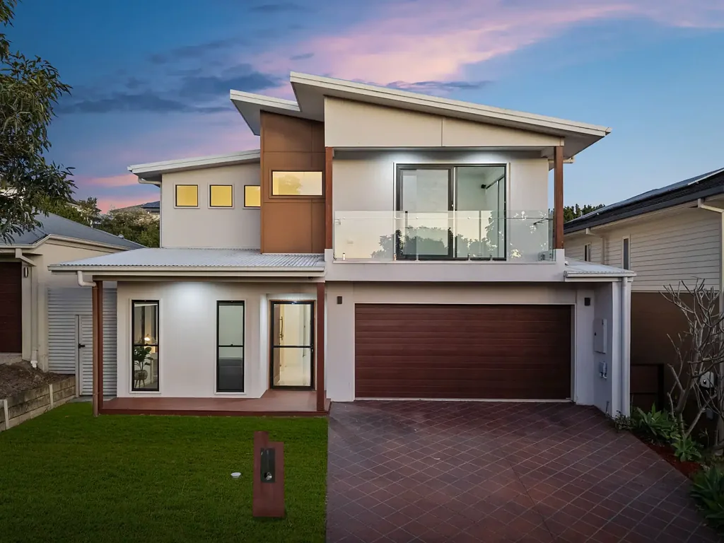 Rochedale 6 Bedroom Contemporary Luxury Meets Thoughtful Design in a Prestige Rochedale Locale