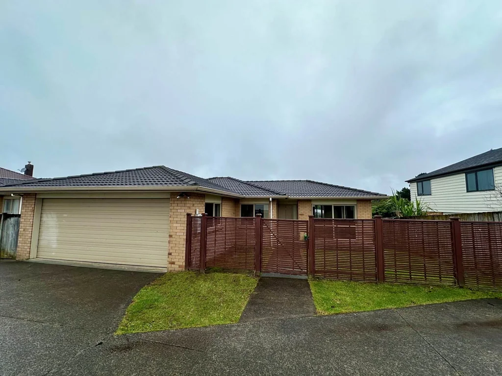 Light & Bright, Single Level Family Home
