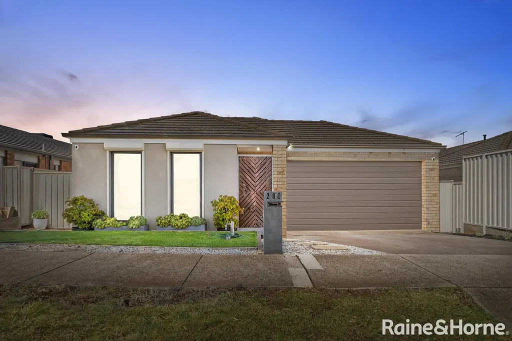 280 Clarkes Road, Brookfield, VIC 3338