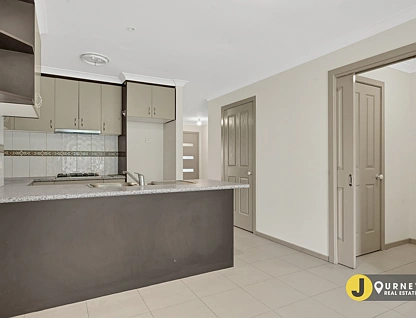 8/55-57 Hammond Road, Dandenong, South East Melbourne, 3 habitaciones, 2 baños, Townhouse