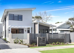 1/24 Telopea Street, Booker Bay