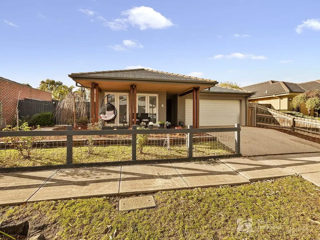 8 Creswick Avenue, Eynesbury, VIC 3338