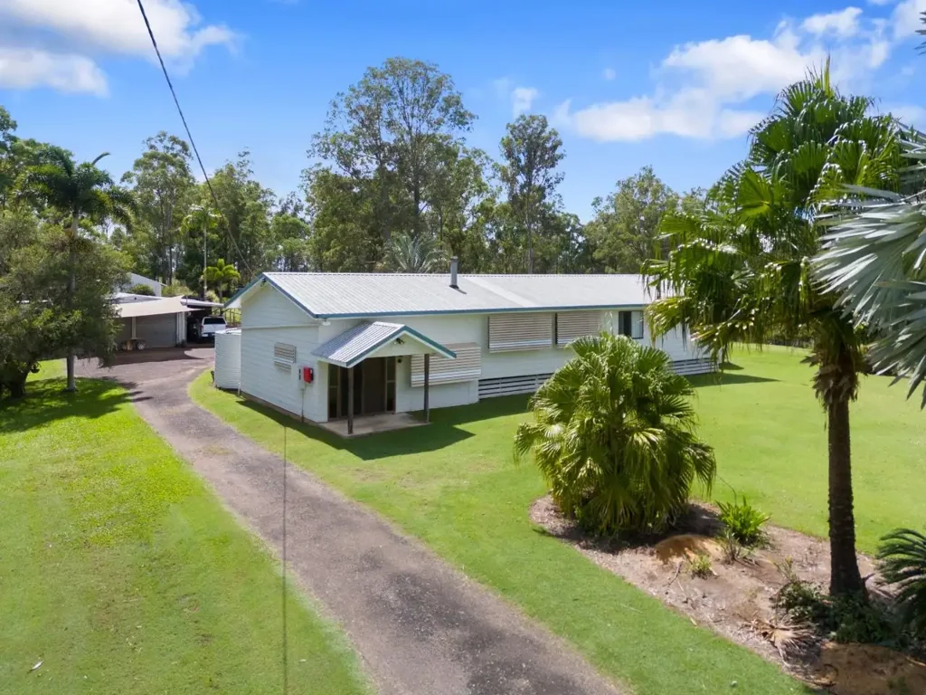 17 Van Doren Road, Southside, QLD 4570