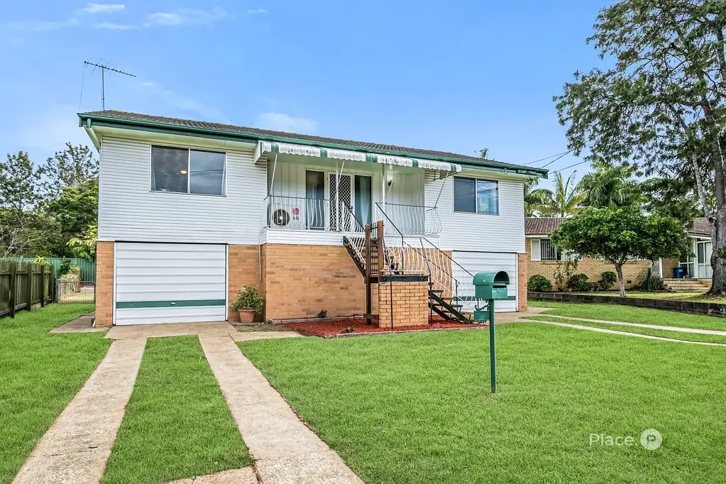 Macgregor 4 Bedroom Spacious Family Living in Prime Macgregor Location – Walk to Everything!