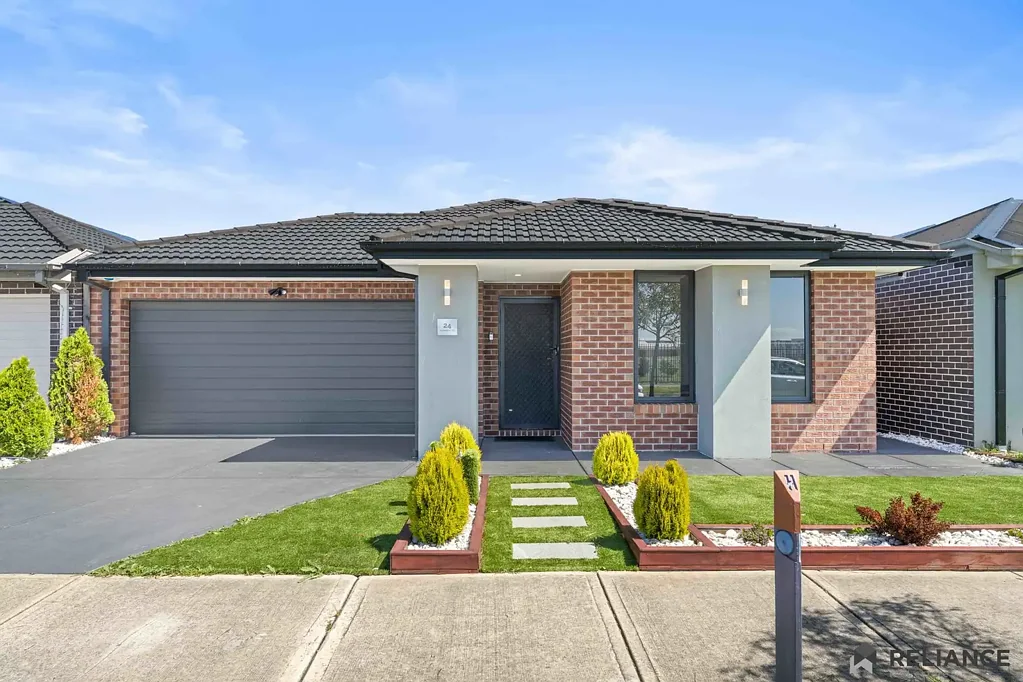 Set Yourself Up in a Space That Feels Instantly Right here at 24 Sunmoth Rd, Craigieburn.