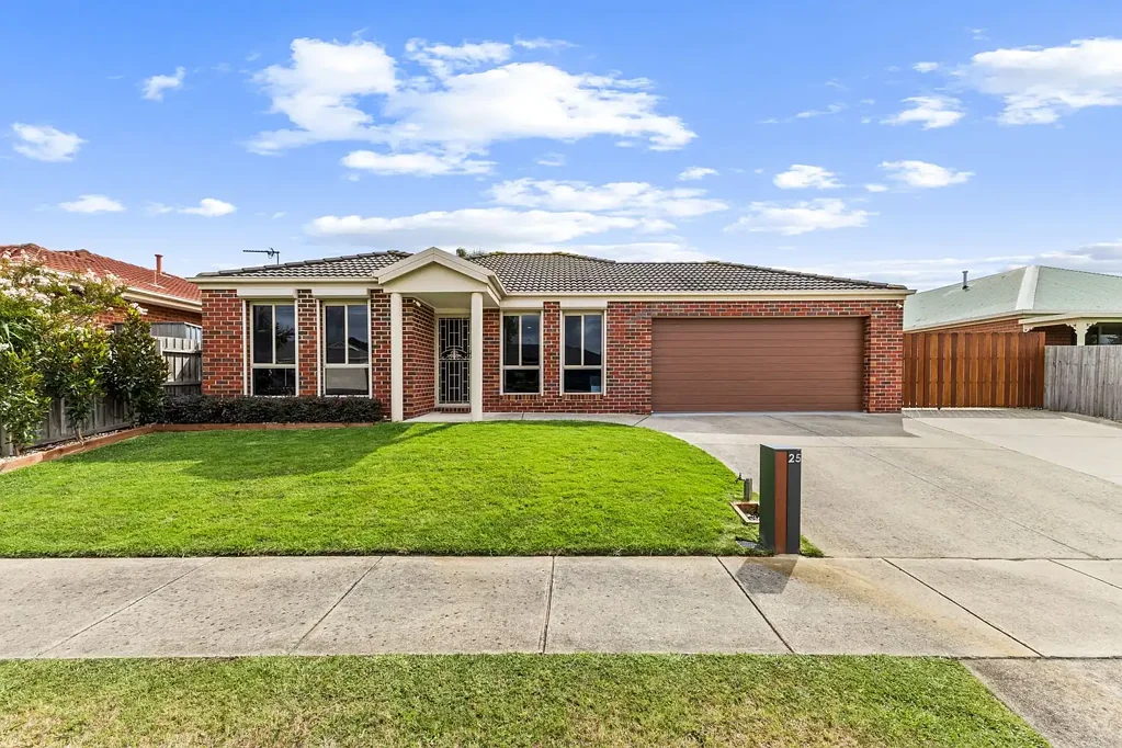 25 Connaught Way, Traralgon, VIC 3844