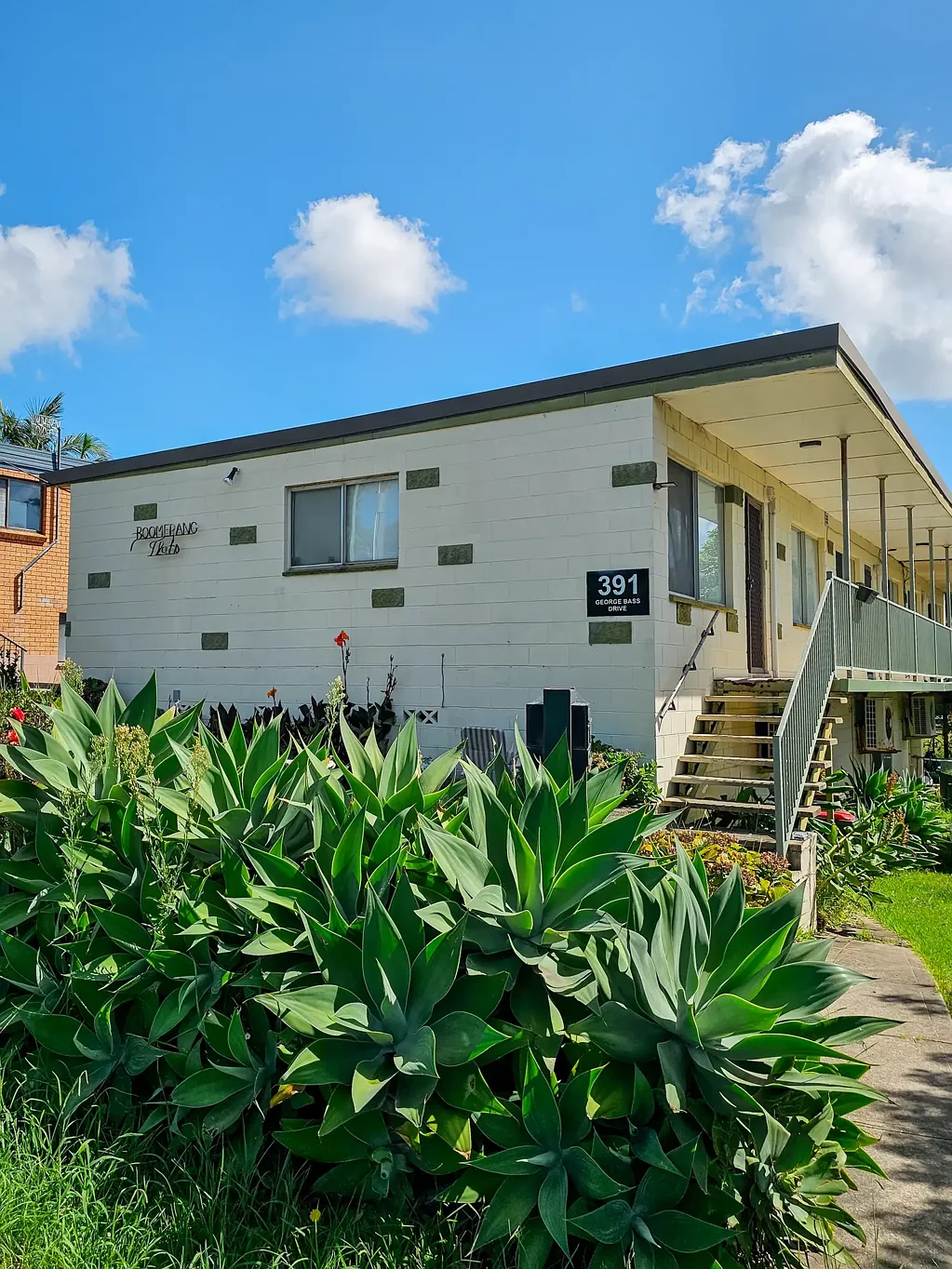 Fully furnished unit in Malua Bay